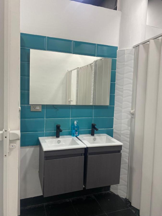 Hotel Hostal Caps San Diego 麦德林 外观 照片